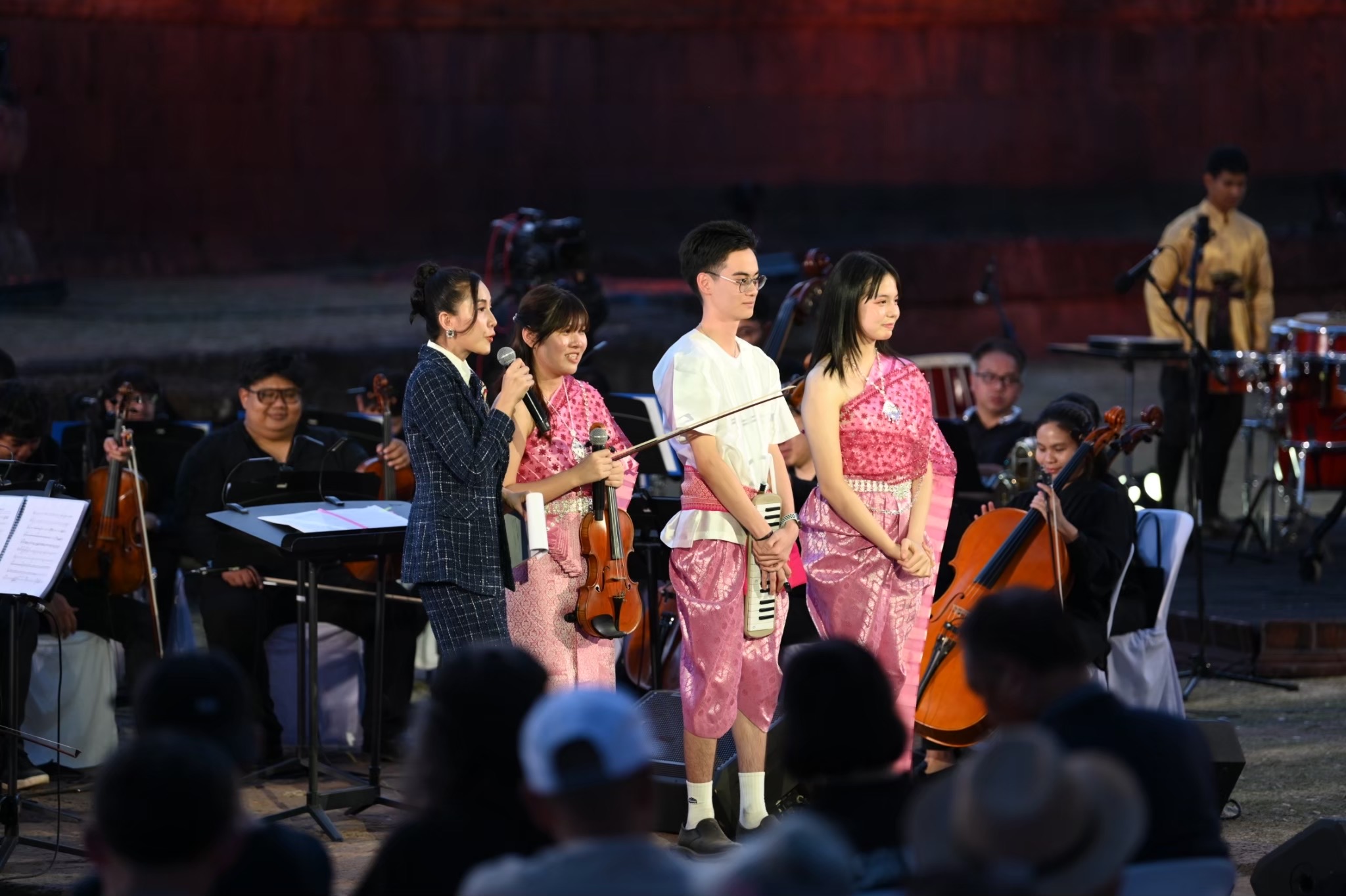 Chachawin on stage during a Thai orchestral performance